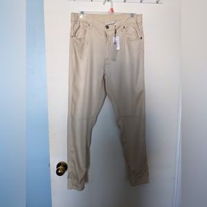 Vero beige pants size 5